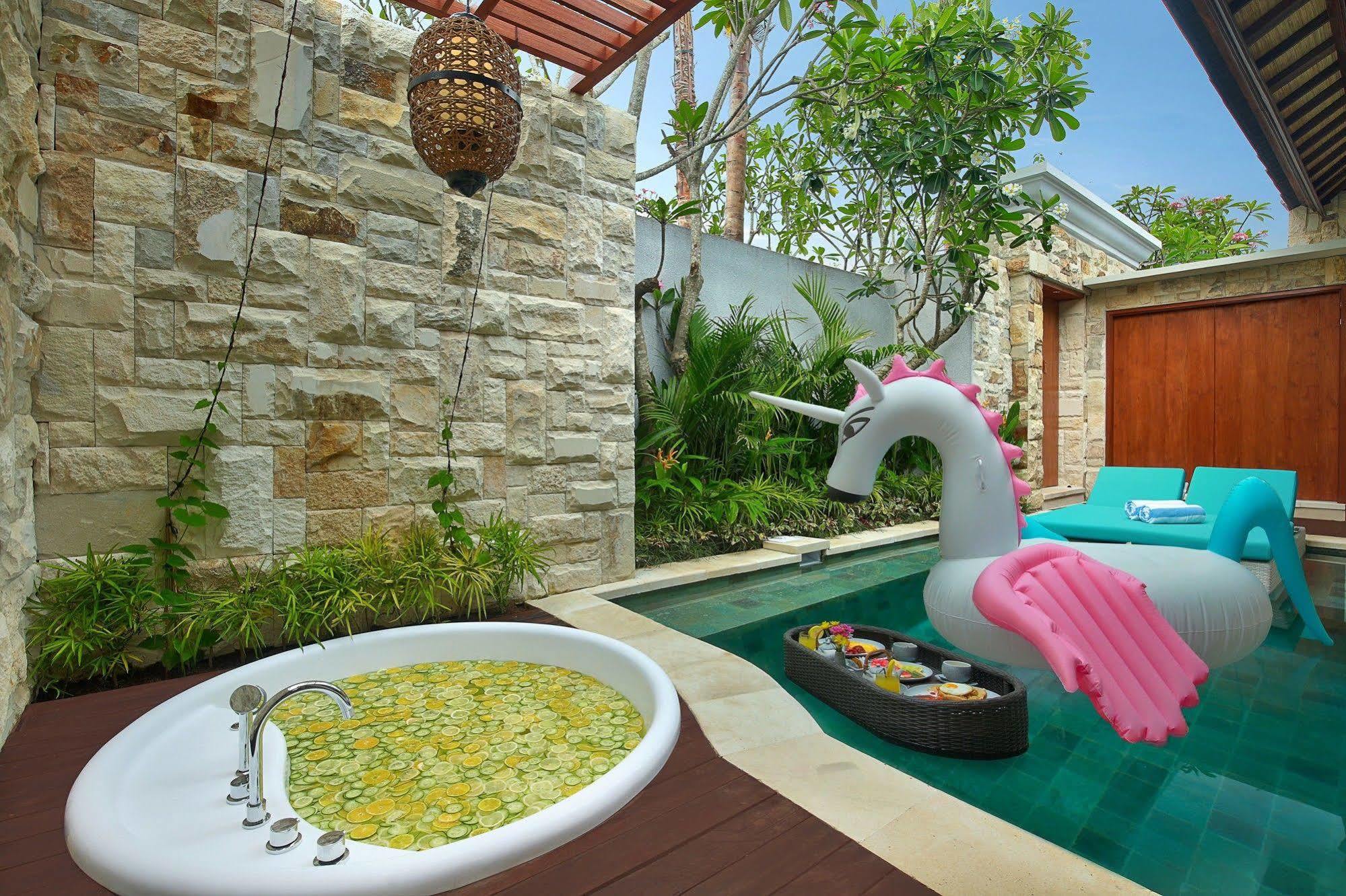 Aksari Villa Seminyak Esterno foto